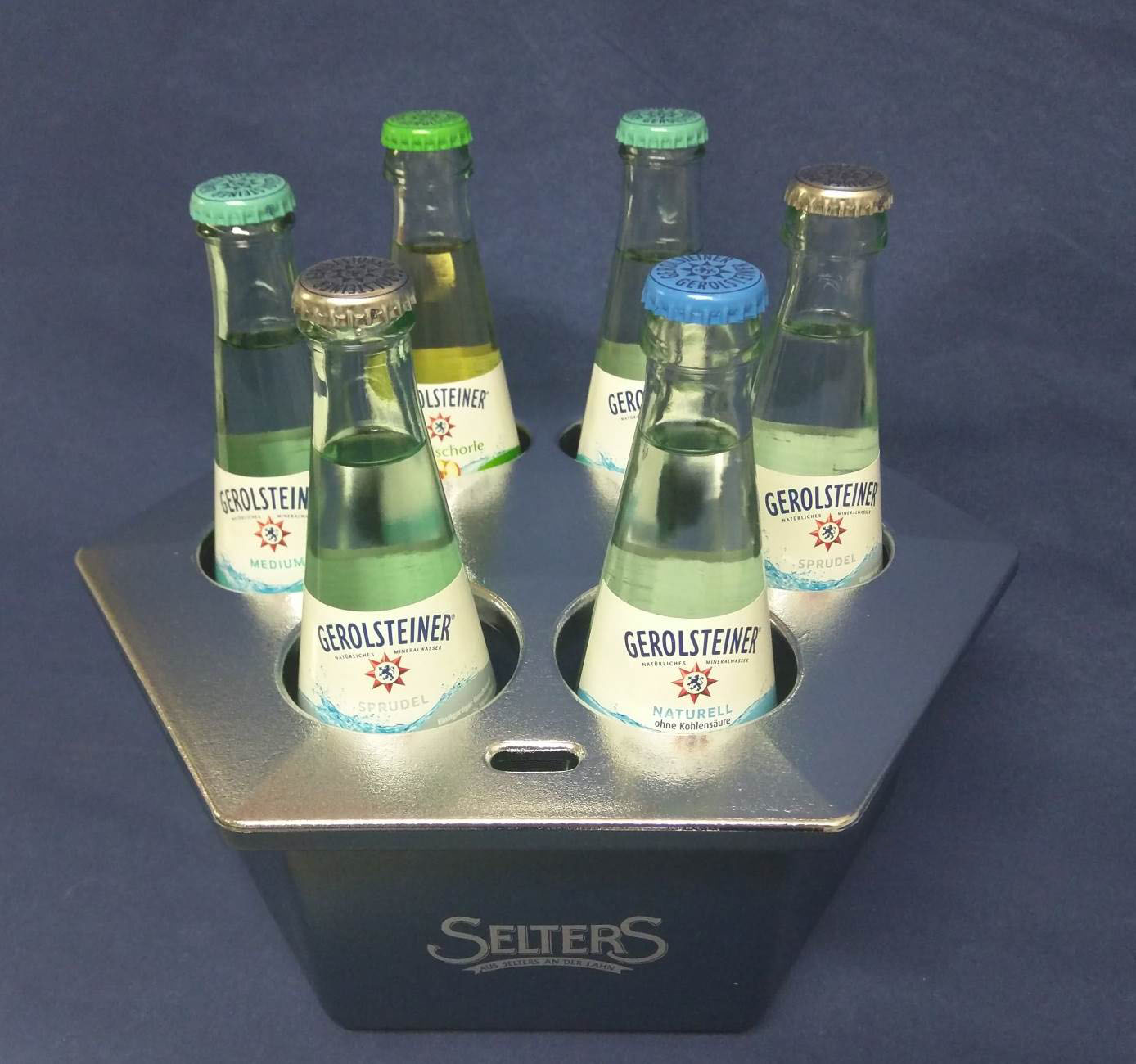 Tischkühler für 8x0,2 Ltr. Flaschen mit Kühlakku aus Kunstsoff